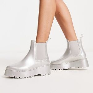 ASOS Design silver Gadget chunky Chelsea gumboots women’s size 6